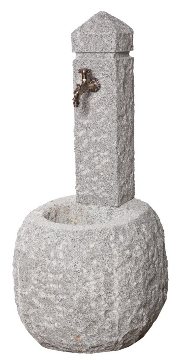 Brunnen oval mit Säule "Birgit", aus Granit in grau